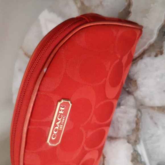 Coach Makeup Bag - Picture 5 of 10